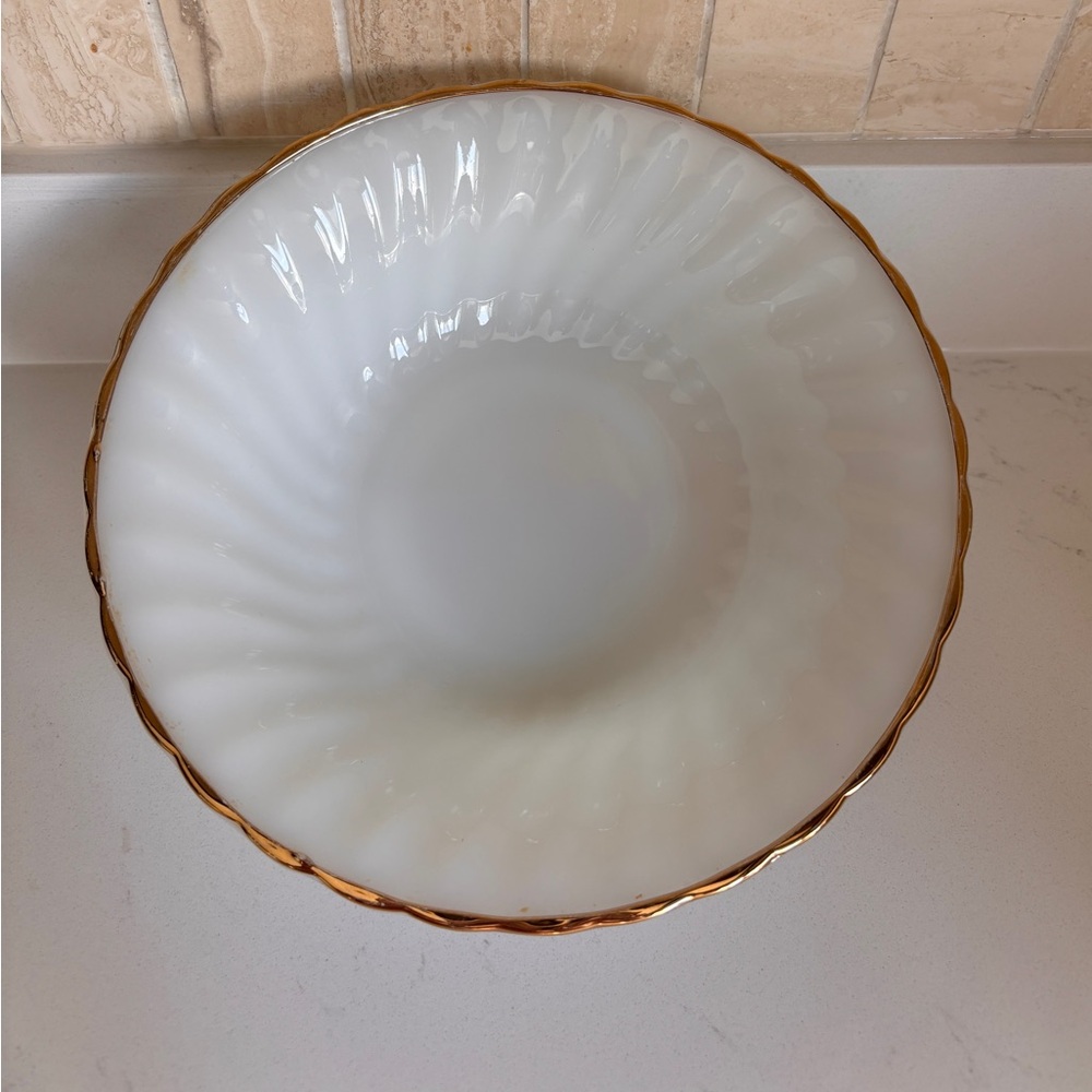 Anchor Hocking Fire King Vintage Serving Bowl